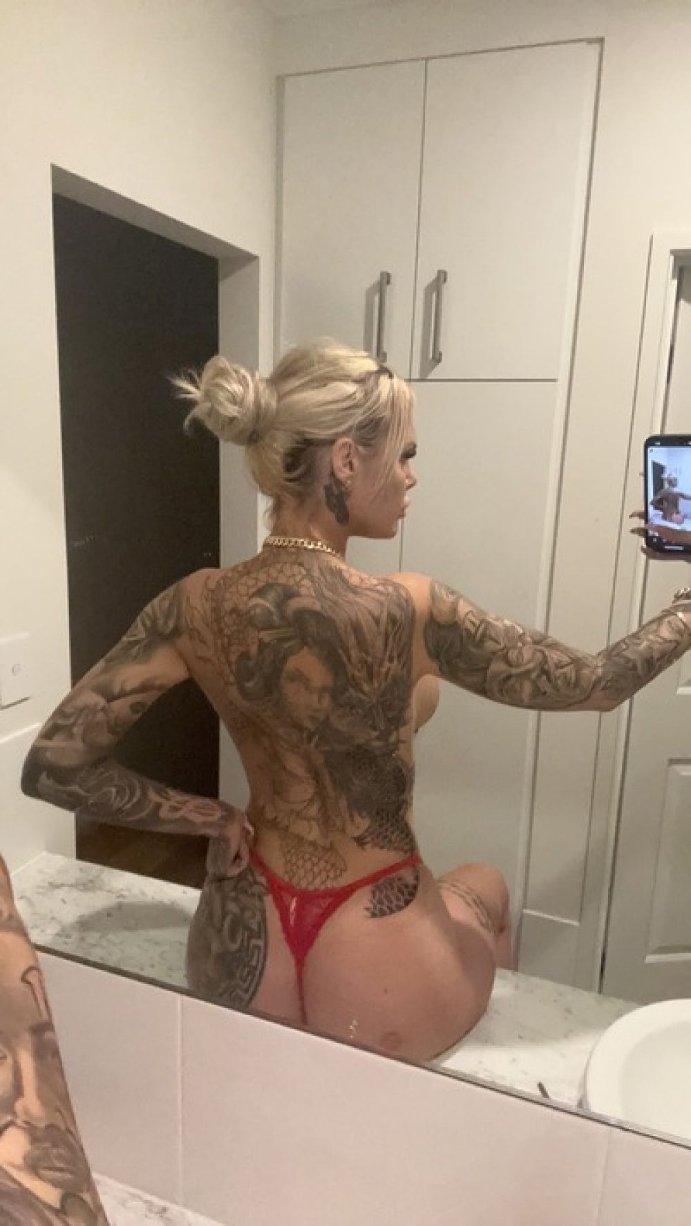 Private Escorts & Adult Services Australia